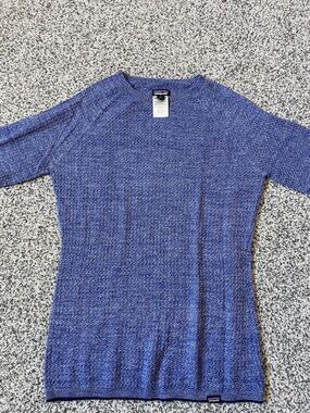 Patagonia Women’s capilene layering Heathered Blue Crewneck Sweater